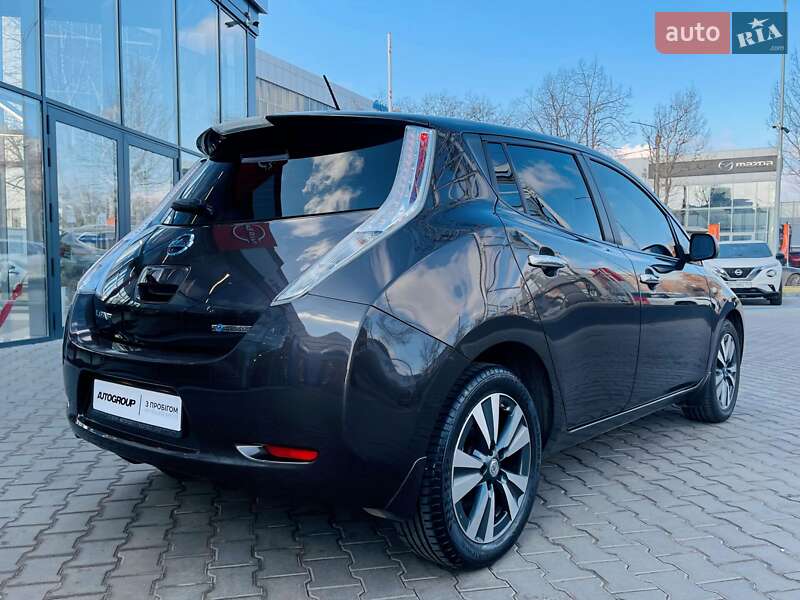 Хетчбек Nissan Leaf 2015 в Одесі