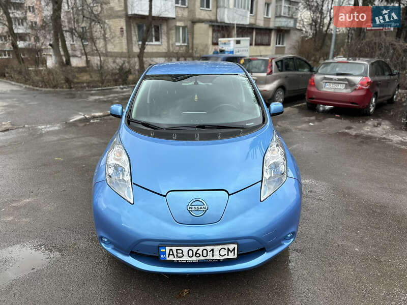 Хетчбек Nissan Leaf 2014 в Вінниці фото 4 Хетчбек Nissan Leaf 2014 в Вінниці