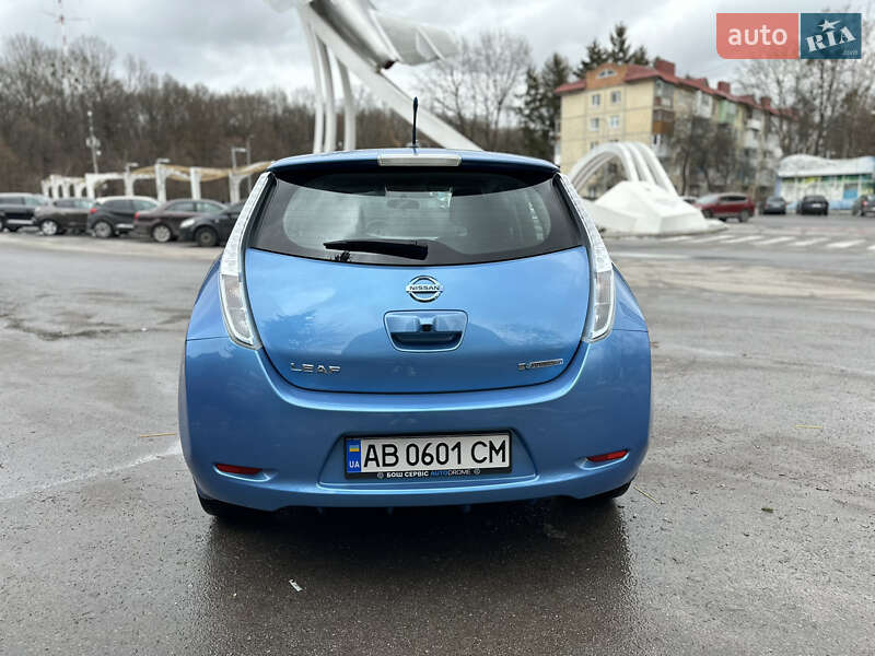 Хетчбек Nissan Leaf 2014 в Вінниці фото 7 Хетчбек Nissan Leaf 2014 в Вінниці
