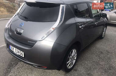 Хэтчбек Nissan Leaf 2016 в Ивано-Франковске