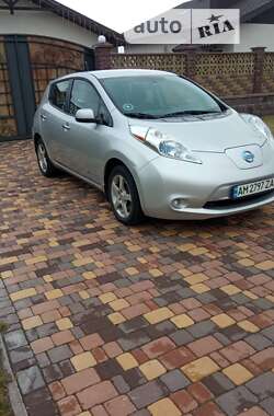 Хетчбек Nissan Leaf 2014 в Житомирі