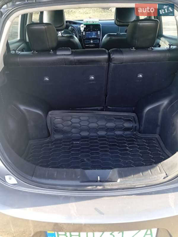 Хетчбек Nissan Leaf 2014 в Одесі фото 4 Хетчбек Nissan Leaf 2014 в Одесі