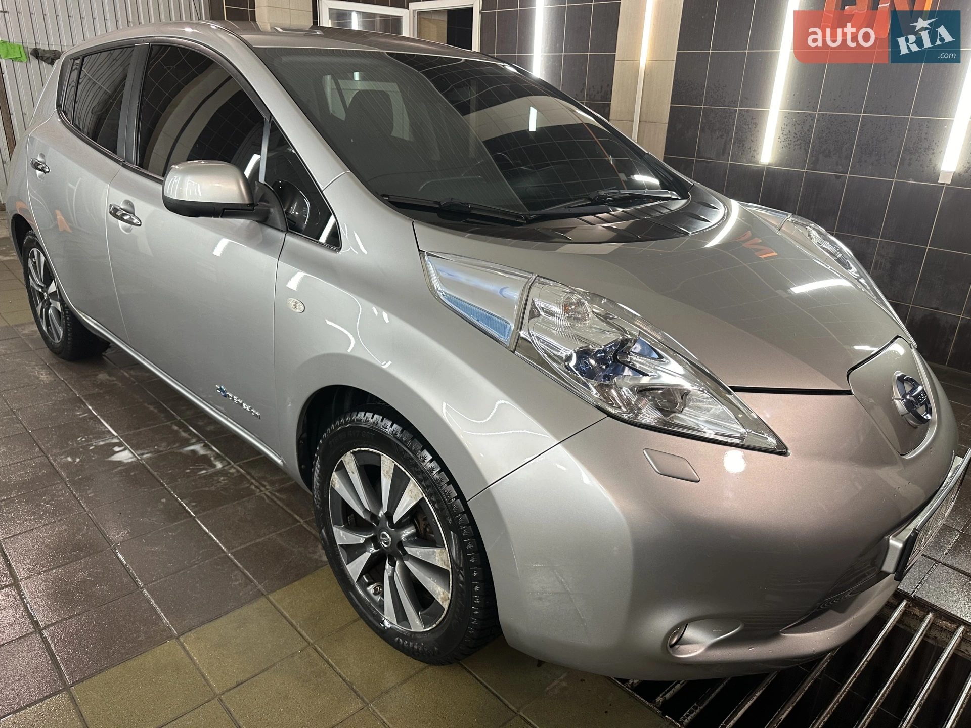 2015 Nissan Leaf - мініатюра 4