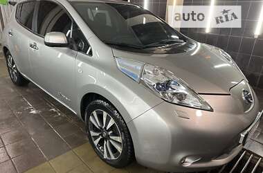 Хетчбек Nissan Leaf 2015 в Сумах