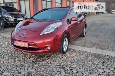 Хэтчбек Nissan Leaf 2013 в Тячеве