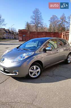 Хетчбек Nissan Leaf 2013 в Кривому Розі