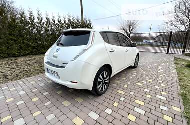 Хэтчбек Nissan Leaf 2015 в Хмельницком