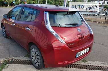 Хэтчбек Nissan Leaf 2013 в Николаеве