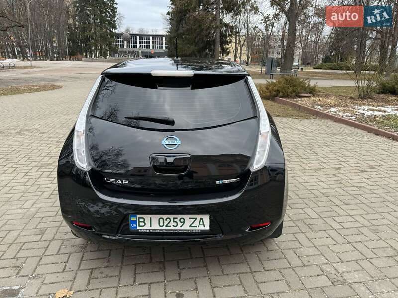 Хэтчбек Nissan Leaf 2014 в Полтаве