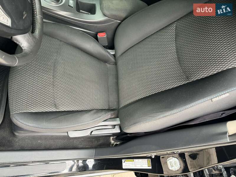 Хэтчбек Nissan Leaf 2014 в Полтаве