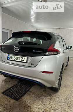Хэтчбек Nissan Leaf 2020 в Любашевке