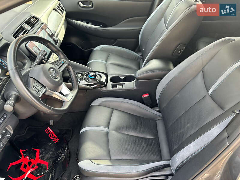 Хэтчбек Nissan Leaf 2019 в Тернополе