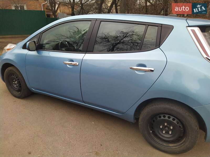 Хэтчбек Nissan Leaf 2014 в Житомире фото 27 Хэтчбек Nissan Leaf 2014 в Житомире