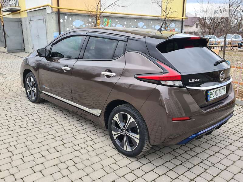 Хэтчбек Nissan Leaf 2018 в Ивано-Франковске