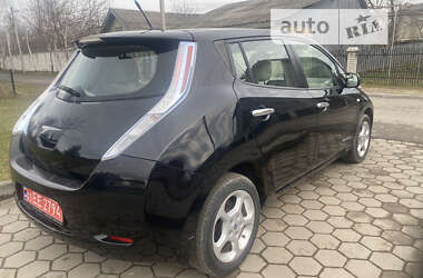 Хэтчбек Nissan Leaf 2012 в Ивано-Франковске