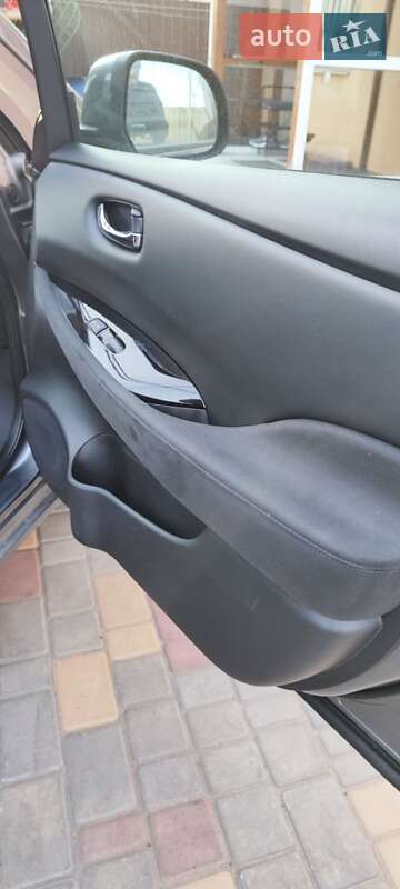 Хетчбек Nissan Leaf 2017 в Одесі фото 19 Хетчбек Nissan Leaf 2017 в Одесі