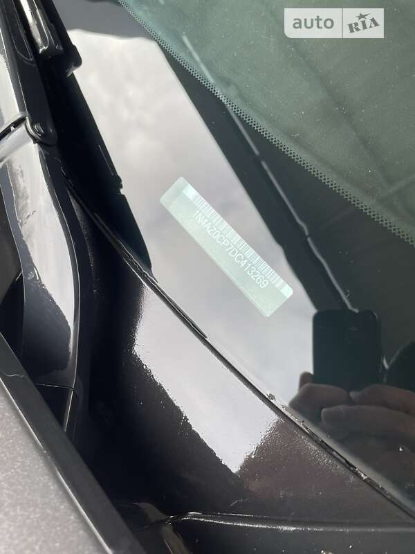 Хетчбек Nissan Leaf 2013 в Вінниці