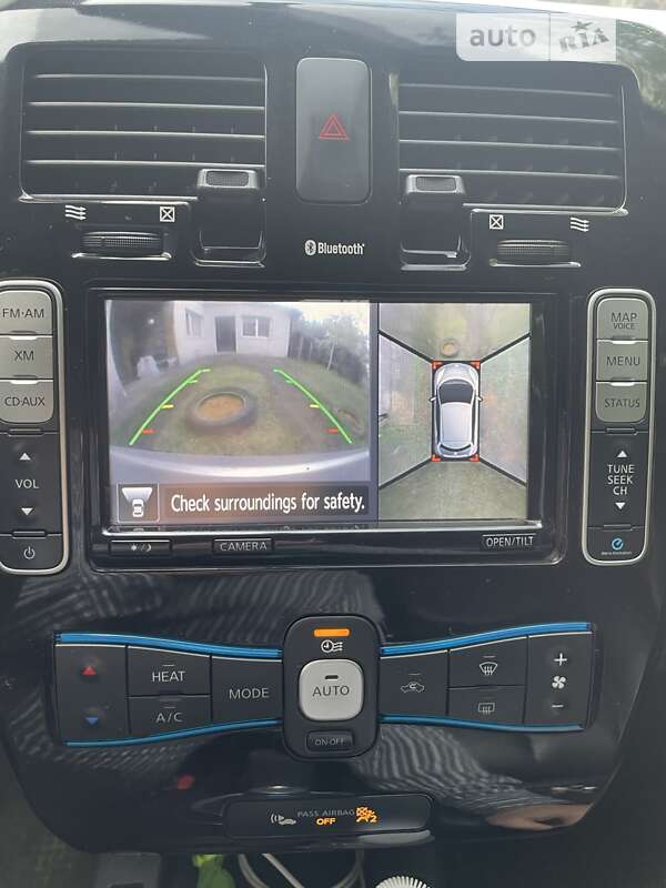 Хетчбек Nissan Leaf 2013 в Вінниці