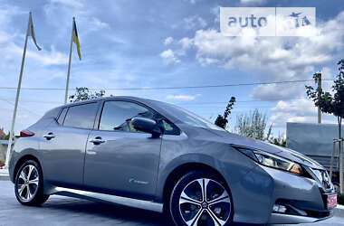 Хэтчбек Nissan Leaf 2018 в Самборе