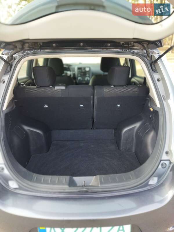 Хетчбек Nissan Leaf 2013 в Харкові