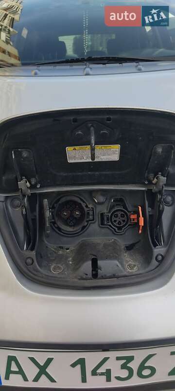 Хэтчбек Nissan Leaf 2014 в Харькове