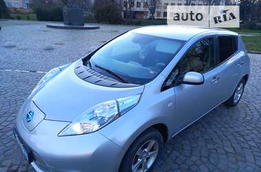 Хэтчбек Nissan Leaf 2012 в Ужгороде