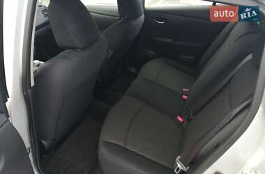 Хэтчбек Nissan Leaf 2015 в Луцке
