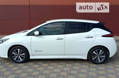 Хэтчбек Nissan Leaf 2018 в Гайсине