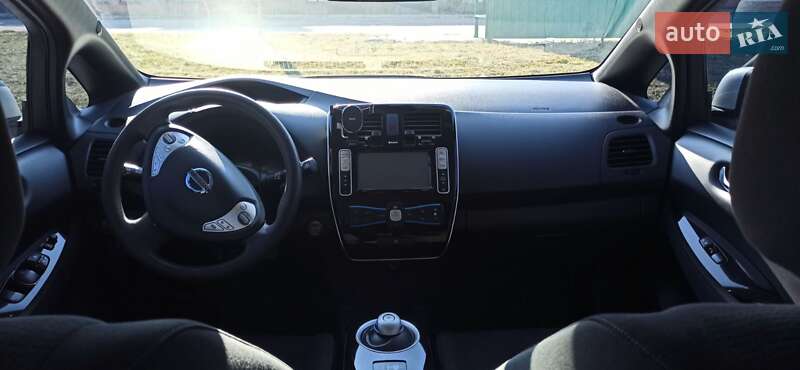 Хэтчбек Nissan Leaf 2015 в Бердичеве