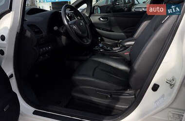 Хэтчбек Nissan Leaf 2015 в Полтаве