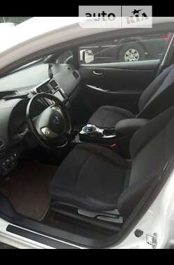 Хэтчбек Nissan Leaf 2013 в Львове