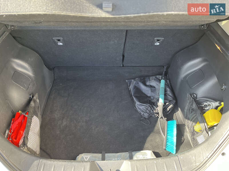 Хетчбек Nissan Leaf 2018 в Луцьку