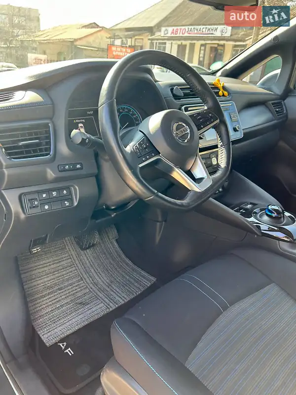 Nissan Leaf 2018 VIN SJNFAAZE1U0036856 фото оголошення 9 з 35