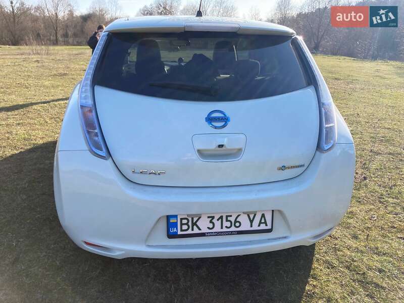 Хетчбек Nissan Leaf 2012 в Рівному