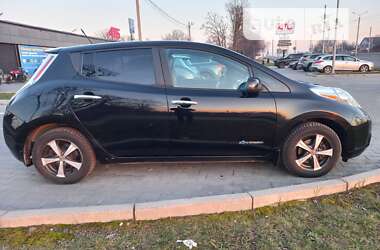 Хэтчбек Nissan Leaf 2013 в Ровно