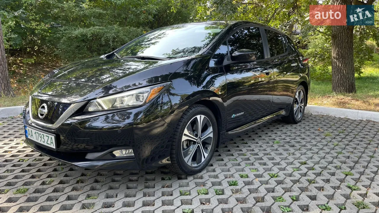 2017 Nissan Leaf - мініатюра 11