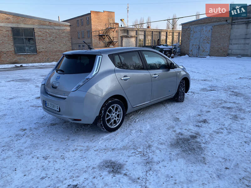Хэтчбек Nissan Leaf 2013 в Кропивницком фото 8 Хэтчбек Nissan Leaf 2013 в Кропивницком