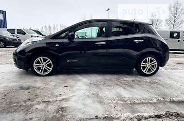 Хетчбек Nissan Leaf 2014 в Дубні