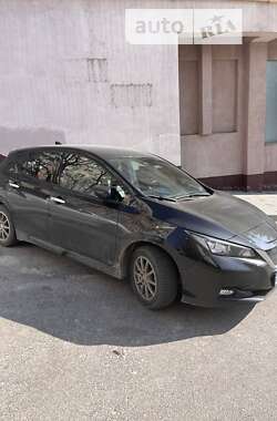 Nissan Leaf 2021