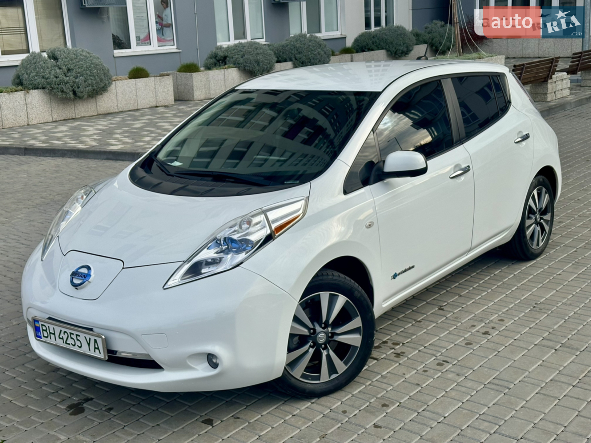2014 Nissan Leaf - мініатюра 9