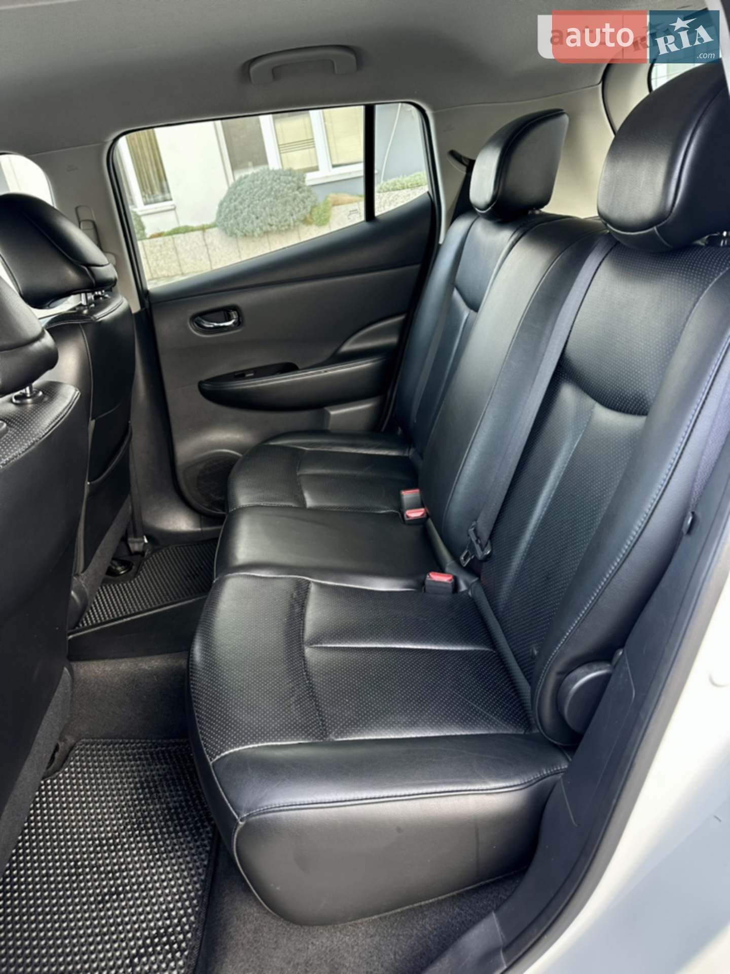 2014 Nissan Leaf - мініатюра 17
