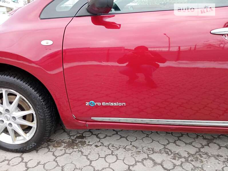 Хетчбек Nissan Leaf 2014 в Хмельницькому