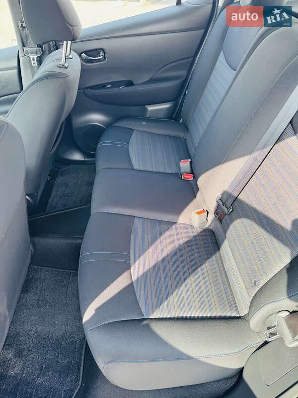 Хэтчбек Nissan Leaf 2019 в Кременчуге фото 8 Хэтчбек Nissan Leaf 2019 в Кременчуге