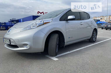 Хэтчбек Nissan Leaf 2014 в Кропивницком