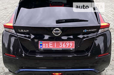 Хэтчбек Nissan Leaf 2019 в Дубно