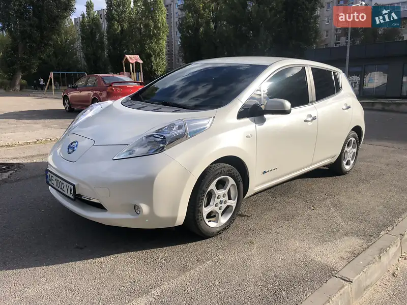 Nissan Leaf 2014