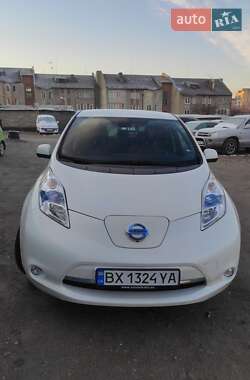 Хэтчбек Nissan Leaf 2013 в Каменец-Подольском