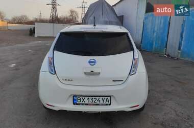 Хэтчбек Nissan Leaf 2013 в Каменец-Подольском