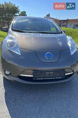 Хэтчбек Nissan Leaf 2016 в Белой Церкви