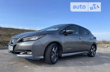 Хэтчбек Nissan Leaf 2020 в Ровно